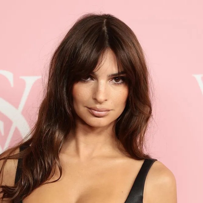 Emily Ratajkowski's Book Recommendations